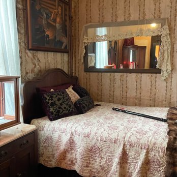 Red Onion Saloon - Red Onion Saloon - Tours Near Me - Skagway, Alaska Red Onion Saloon - Red Onion Saloon - Tours Near Me - Skagway, Alaska