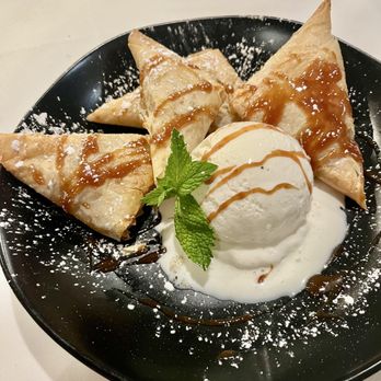 Lemon & Thyme - New American Near Me - Costa Mesa, California