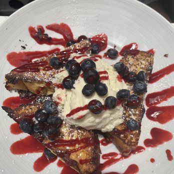 26 Beach Restaurant - Lemon Ricotta French Toast - New American Near Me - Venice, California