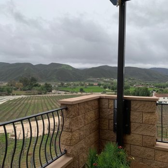 Fazeli Cellars Winery - Wineries Near Me - Temecula, California