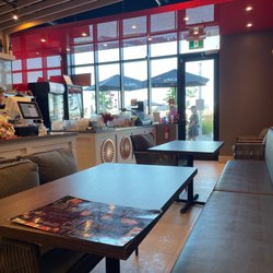 Ren Sushi - Inside of the restaurant