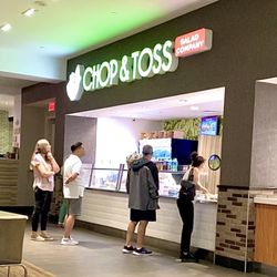 Chop & Toss - Front Counter