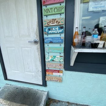Lolly’s Creamery - Flavors - Ice Cream & Frozen Yogurt Near Me - Virginia Beach, Virginia Lolly’s Creamery - Flavors - Ice Cream & Frozen Yogurt Near Me - Virginia Beach, Virginia