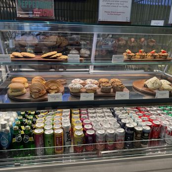 The Apron - Full display - Salad Near Me - Burlingame, California The Apron - Full display - Salad Near Me - Burlingame, California