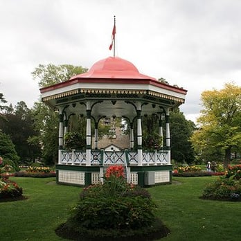 Halifax Public Gardens - Botanical Gardens Near Me - Halifax, Nova Scotia