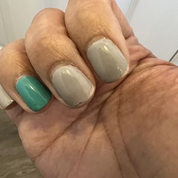 Peony Nails Spa - I paid way too much for this to happen in less than a week. - Nail Salons Near Me - West Sacramento, California