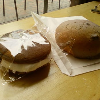 Cafe Dulce - Chocopie and blueberry roti. - Coffee & Tea Near Me - Los Angeles, California