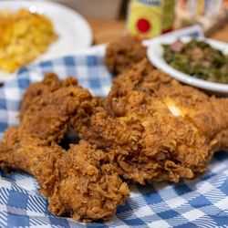 Cracker Barrel Old Country Store - Fried Chicken Country Dinner ($12.50)