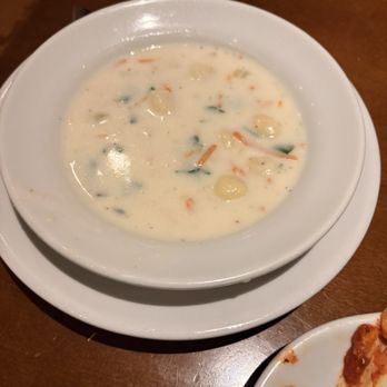 Olive Garden Italian Restaurant - Chicken & Gnocchi - Italian Near Me - Affton, Missouri