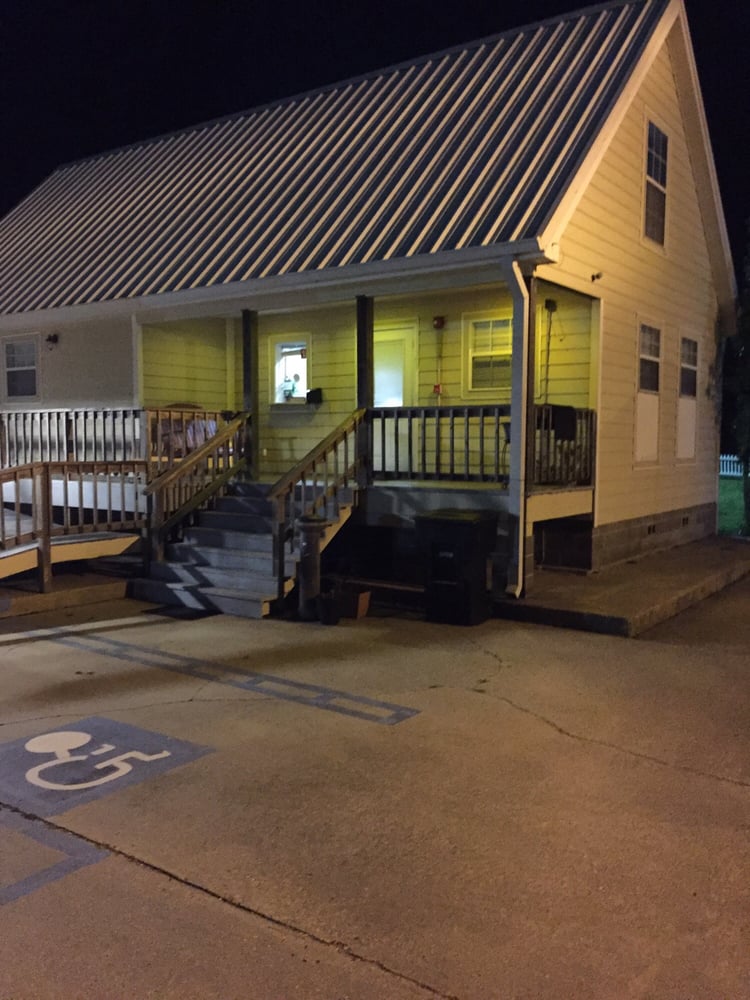 EMPIRE INN Updated September 2024 32022 Hwy 23, Buras, Louisiana