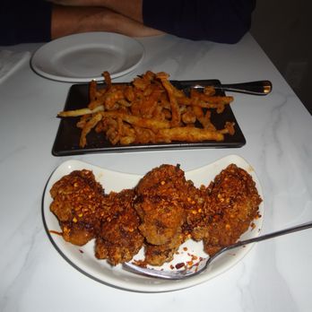 Mala Class - Chicken and mushroom fries - Szechuan Near Me - Los Angeles, California Mala Class - Chicken and mushroom fries - Szechuan Near Me - Los Angeles, California