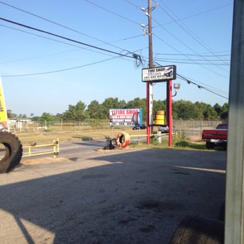 Tomas Juarez Tire Shop - The Sign! - Tires Near Me - Houston, Texas Tomas Juarez Tire Shop - The Sign! - Tires Near Me - Houston, Texas
