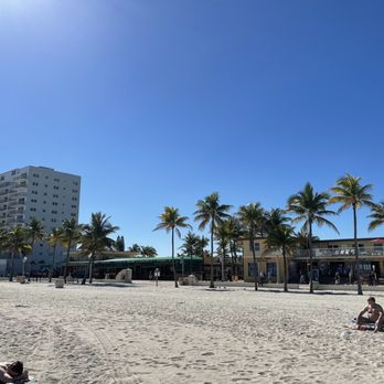 Hollywood Beach - Beaches Near Me - Hollywood, Florida