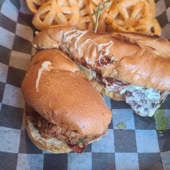 Brick & Bones Backyard - Chimichurri Chicken Sandwich - Chicken Shop Near Me - Rowlett, Texas