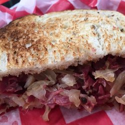 The Red Top Pit Stop - Reuben--fell apart, no thousand isl dressing, too wet