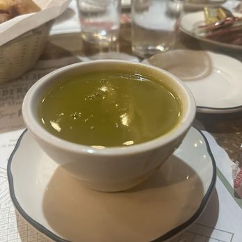Pea Soup Andersen's Restaurant - Pea soup - American Near Me - Santa Nella, California Pea Soup Andersen's Restaurant - Pea soup - American Near Me - Santa Nella, California