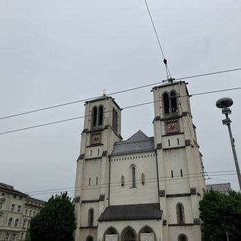 Domplatz - Landmarks & Historical Buildings Near Me - Salzburg, 5