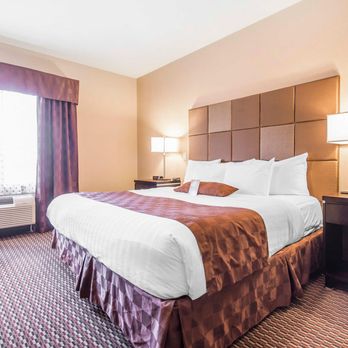 Comfort Suites - Hotels Near Me - Kelowna, British Columbia Comfort Suites - Hotels Near Me - Kelowna, British Columbia