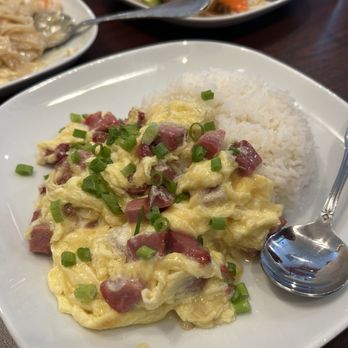 Little Cafe - BBQ pork Scrambled Egg Barbecued Pork Rice - Breakfast & Brunch Near Me - Sacramento, California Little Cafe - BBQ pork Scrambled Egg Barbecued Pork Rice - Breakfast & Brunch Near Me - Sacramento, California