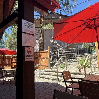Wing's Korean Chicken - Outdoor eating area - Fast Food Near Me - Incline Village, Nevada Wing's Korean Chicken - Outdoor eating area - Fast Food Near Me - Incline Village, Nevada