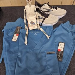 Uniform Advantage
