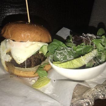 Flying Pig Pub & Kitchen - Pubs Near Me - Oceanside, California