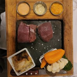 C'est La Vie Restaurant