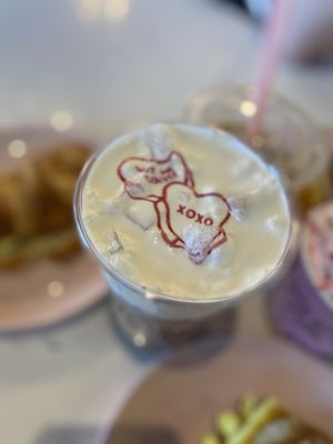 Cafe Lola by null