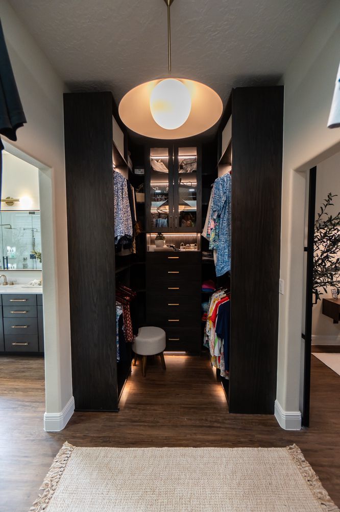 Slide of TEK Construction group