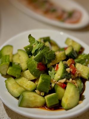 EMC Seafood & Raw Bar by null