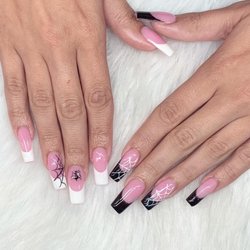 Gloss Nail Bar - My Halloween set ATE.