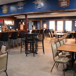 The Grove Bar & Grill