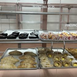 La Canasta Bakery