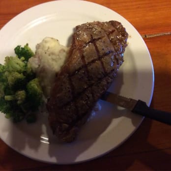 Broken Oar Restaurant - American Near Me - Moab, Utah
