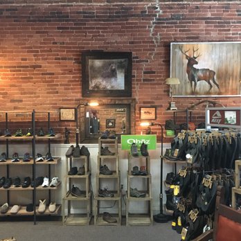 Main Street Shoes - Shoe Stores Near Me - Weaverville, California