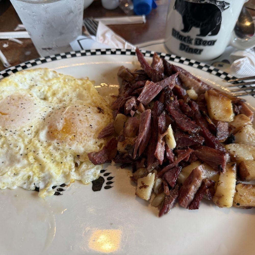 Black Bear Diner Los Banos - Shredded Corned Beef Brisket Hash - Diners Near Me - Los Banos, California Black Bear Diner Los Banos - Shredded Corned Beef Brisket Hash - Diners Near Me - Los Banos, California
