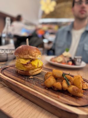 Canto Upper West Side by null