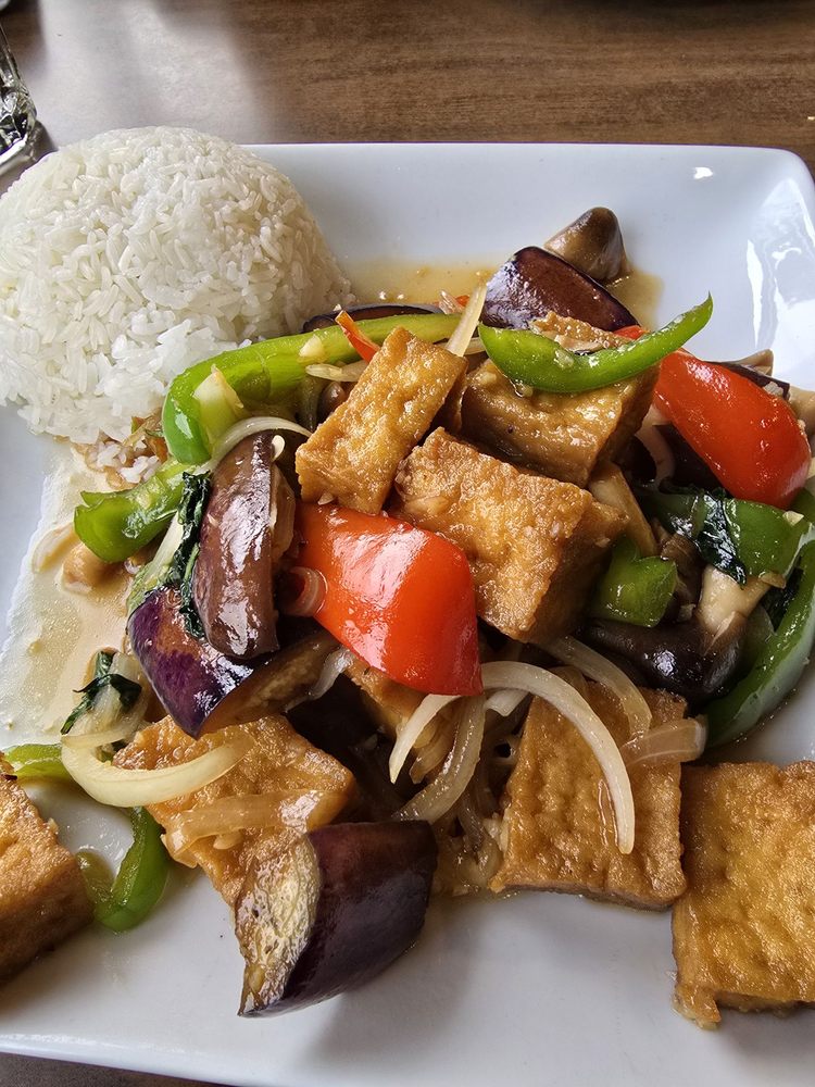 Food from I Am Thai Cuisine