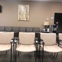 Chattanooga Skin & Cancer Clinic - Comfy waiting area
