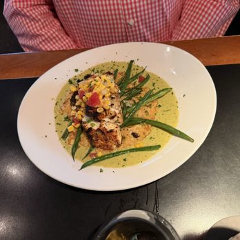 Baxter's Lakeside Grille - American Near Me - Lake Ozark, Missouri