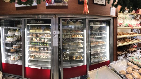 Alfonso's Pastry Shoppe by null