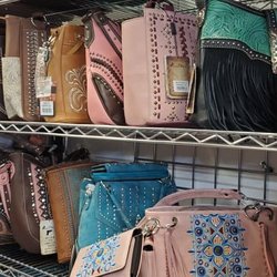 Roo's - Handbags, Crossbody Purses, Wallets and More