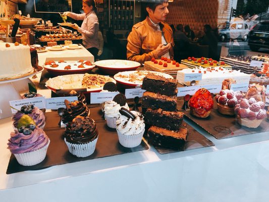 L'ETO Brompton Road by null