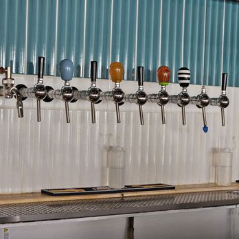 Howzit Brewing - Breweries Near Me - Honolulu, Hawaii