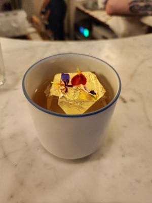 Bar Nouveau by null