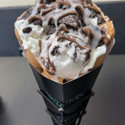 Gordo’s Bubble Waffles - Cookie Monster Waffle Cone