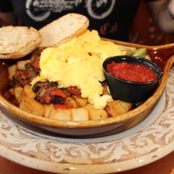Another Broken Egg Cafe - carib skillet with scrambled eggs - Breakfast & Brunch Near Me - Pearland, Texas