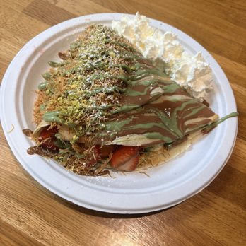 Fraise Cafe - Dubai Style Classic Crepe - Creperies Near Me - Fullerton, California