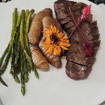 Ms Jane's - Picanha with Hasselbeck Potatoes, and Asparagus - Wine Bars Near Me - Fife, Washington Ms Jane's - Picanha with Hasselbeck Potatoes, and Asparagus - Wine Bars Near Me - Fife, Washington