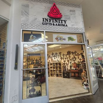 Infinity Gifts & Aroma - Entrance - Customized Merchandise Near Me - Denton, Texas Infinity Gifts & Aroma - Entrance - Customized Merchandise Near Me - Denton, Texas